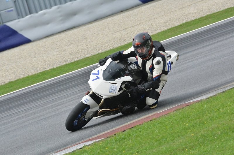 ROB_9122.JPG