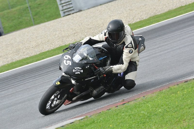ROB_9176.JPG
